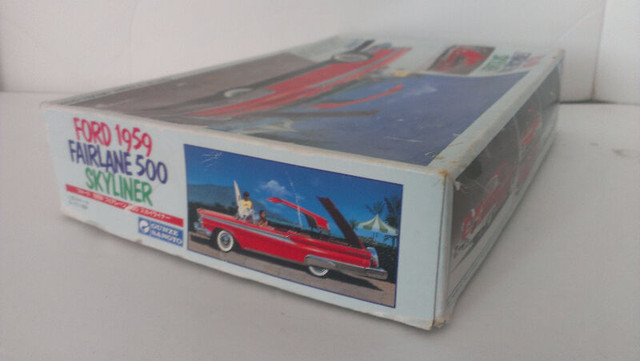 NEW BOX GUNZE SANGYO FORD 1959 FAIRLANE 500 - photo 3