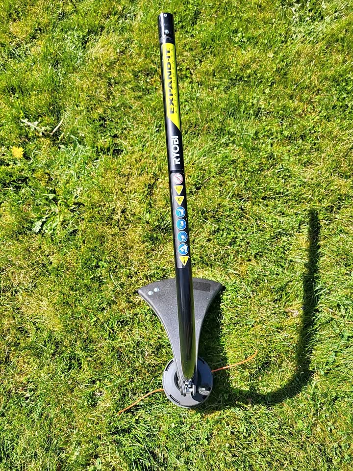 Ryobi Expand-It Curved Trimmer Attachment