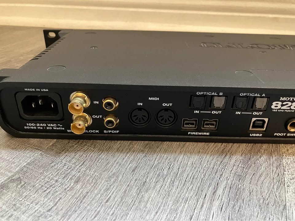 MOTU 828 MK3 USB2/Firewire Audio Interface - photo 5
