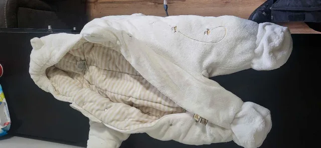 0-3 month Winnie the pooh snowsuit image indicator(2)