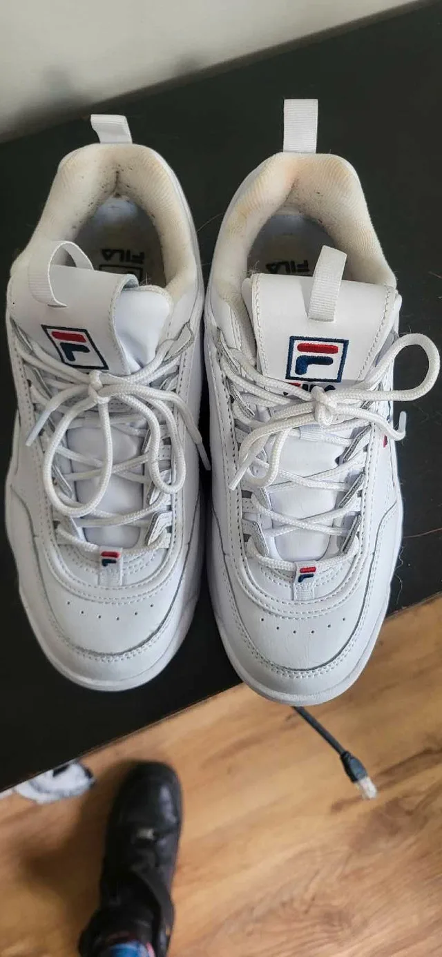 Fila disruptor 2 women's size 10 image indicator(2)