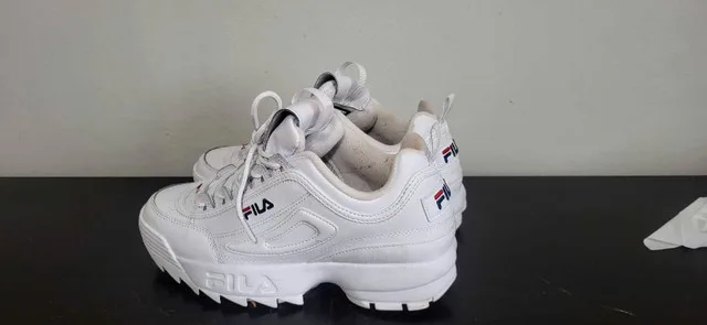Fila disruptor 2 women's size 10 image indicator(4)