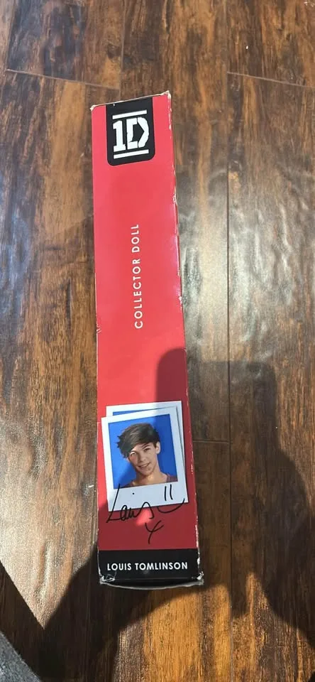 1D Louis Tomlinson collectable figure image indicator(2)