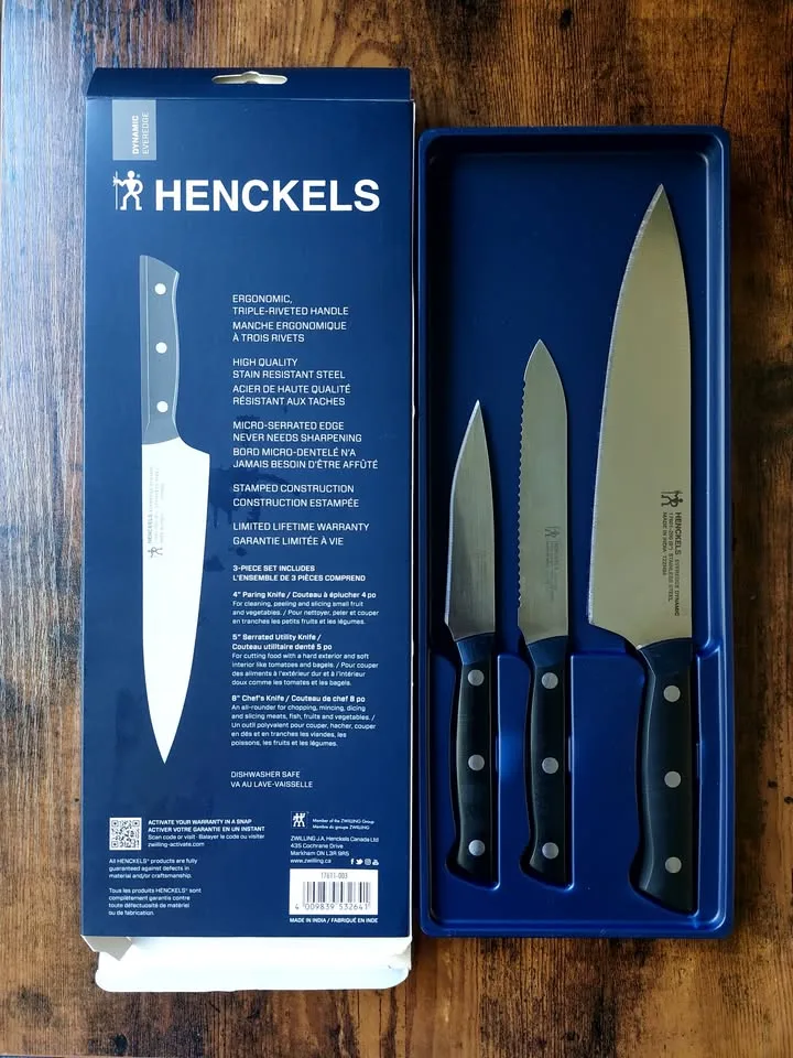 Zwilling J.A. Henckels 3-Piece Serrated Knife Set image indicator(2)