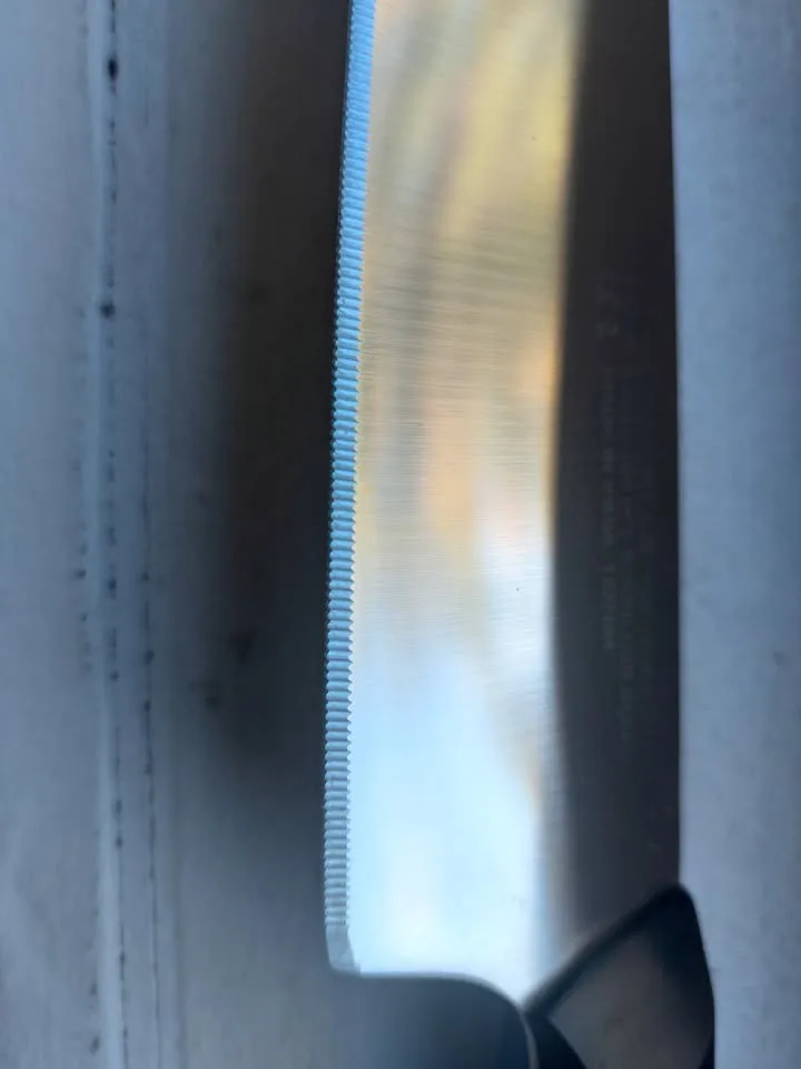 Zwilling J.A. Henckels 3-Piece Serrated Knife Set image indicator(10)