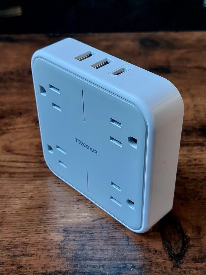 Power Bars with USB, 90° Plug, Surge Protection image indicator(7)