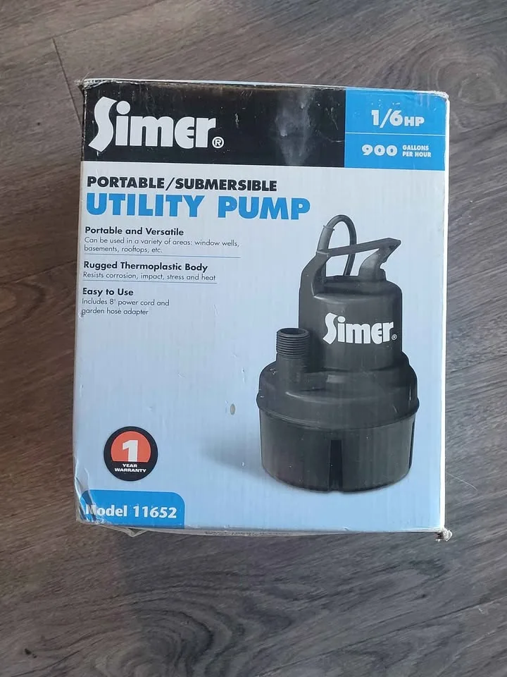 Used once! Submersible utility pump 1/6 hp image indicator(3)