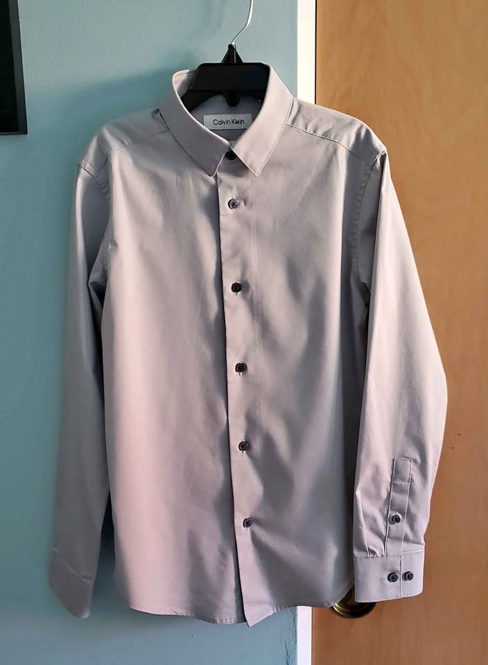 Calvin Klein Boys Shirt Size 10 - Light Grey