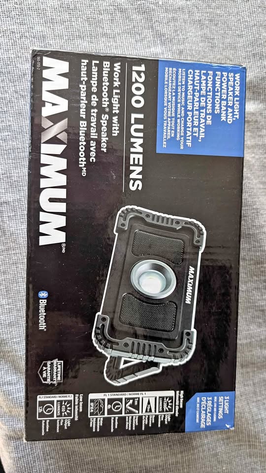Maximum Rechargeable Bluetooth Speaker Work Light