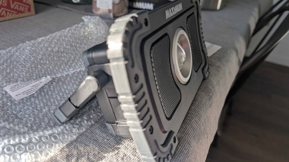 Maximum Rechargeable Bluetooth Speaker Work Light - photo 4