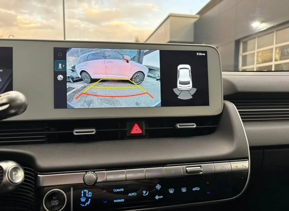 2023 Hyundai IONIQ 5 Preferred RWD Long Range image indicator(5)