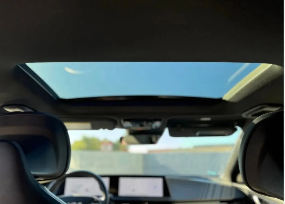 2024 Kia EV6 Land W/GT-Line Pkg 2 image indicator(4)