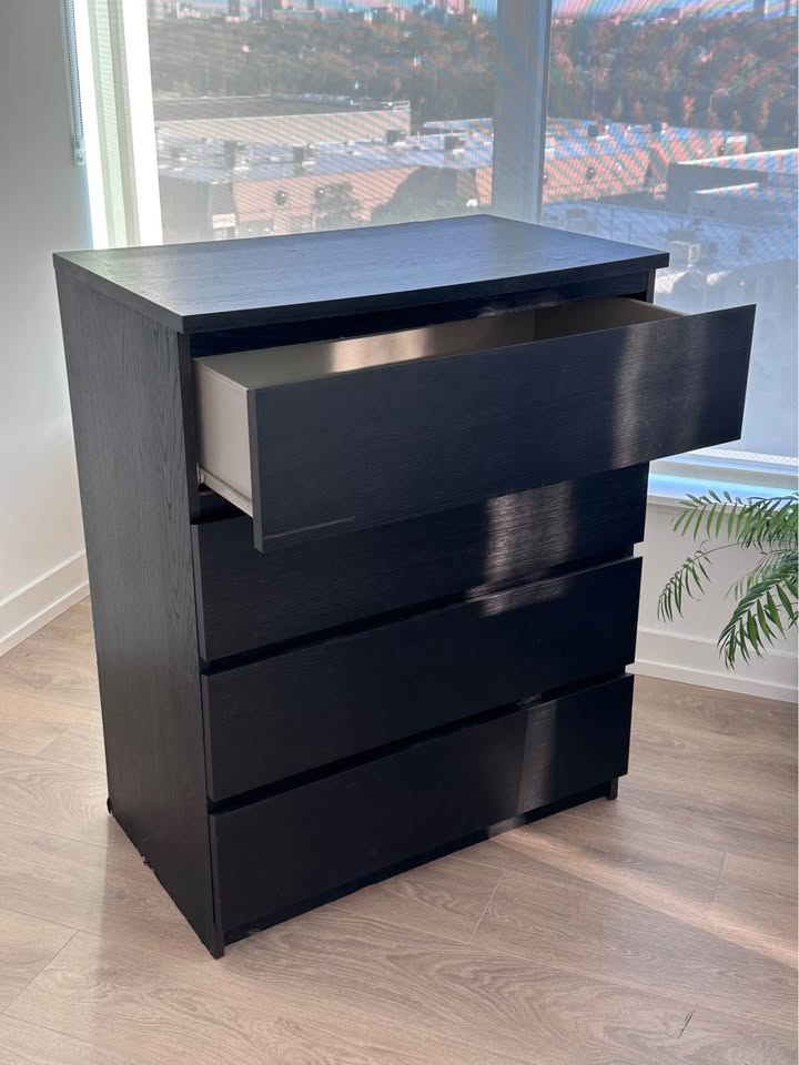 IKEA MALM 4-Drawer Dresser - photo 3