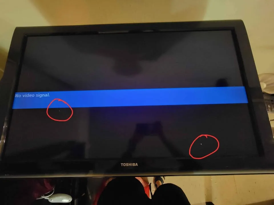 Toshiba 40E220U 40" Class 1080p LCD TV image indicator(2)