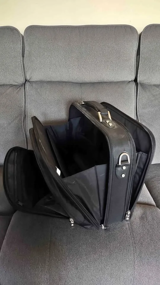 Dell Laptop Briefcase/Bag - Hard Case thumbnail