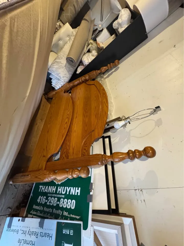 Serta Queen Mattress and Bed Frame image indicator(3)