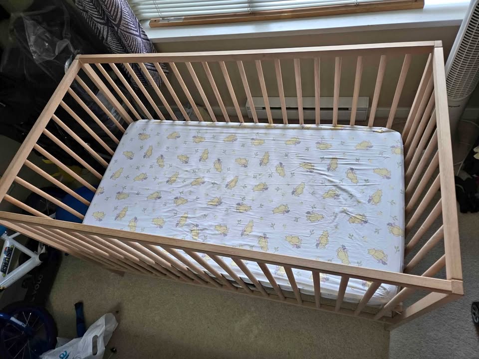 IKEA crib - SNIGLAR Crib