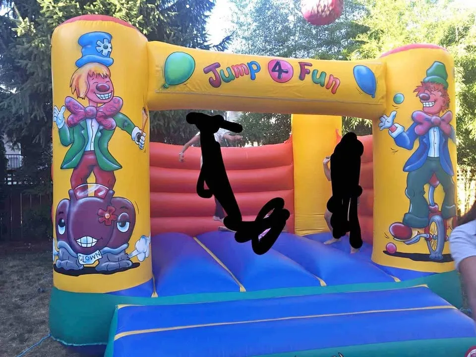 Bouncy Castle - Commercial Size 15' x 15' thumbnail