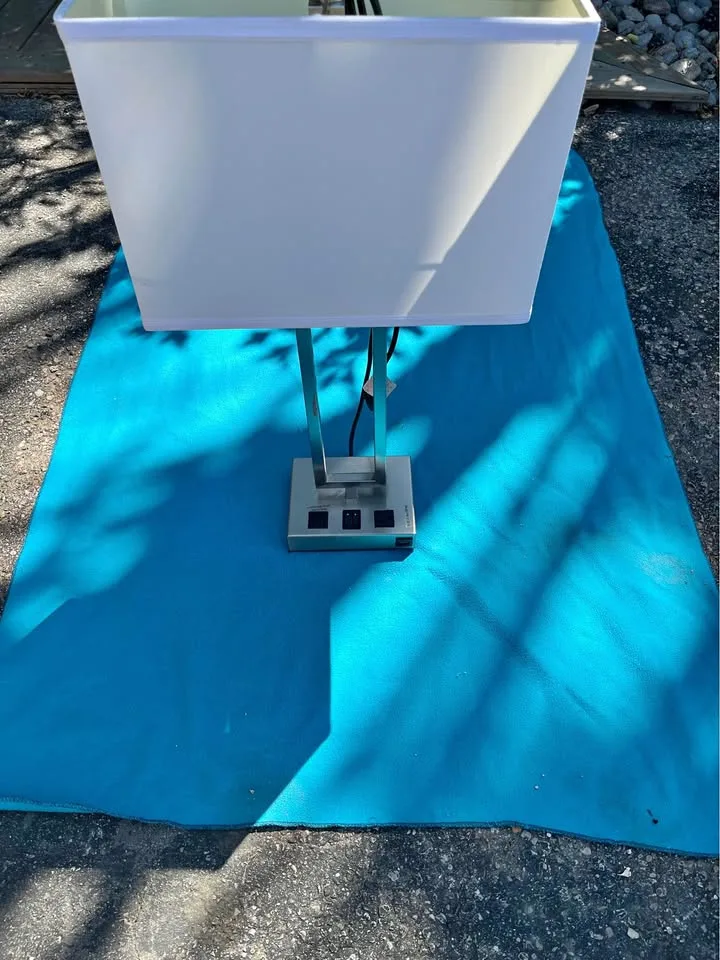 Table lamp thumbnail