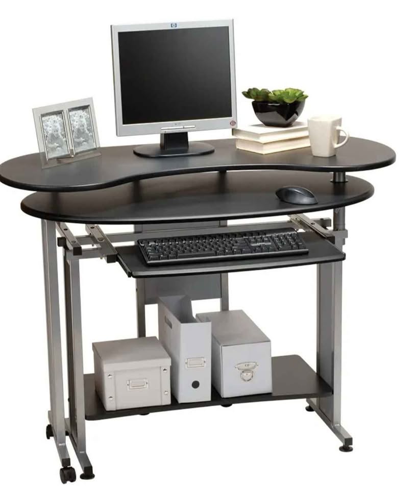 Mint Condition, computer desk corner table - photo 2