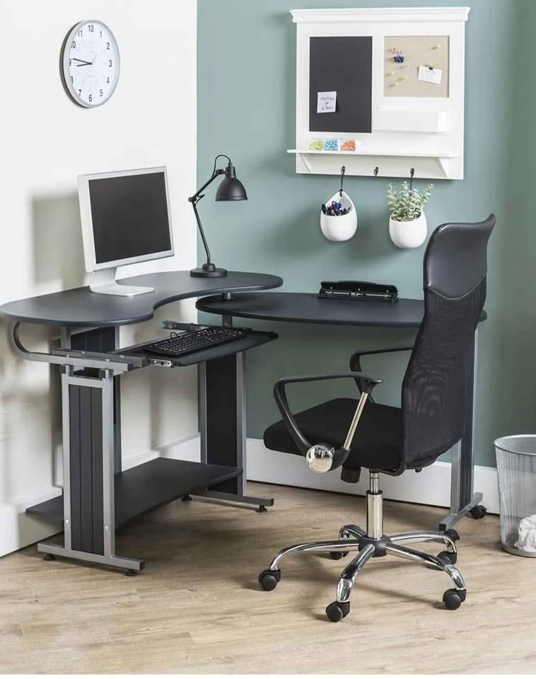 Mint Condition, computer desk corner table - photo 3