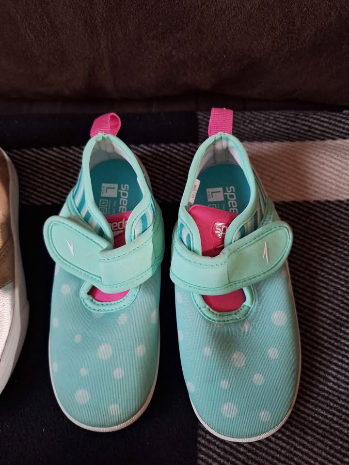 Kids Shoes Bundle - photo 2