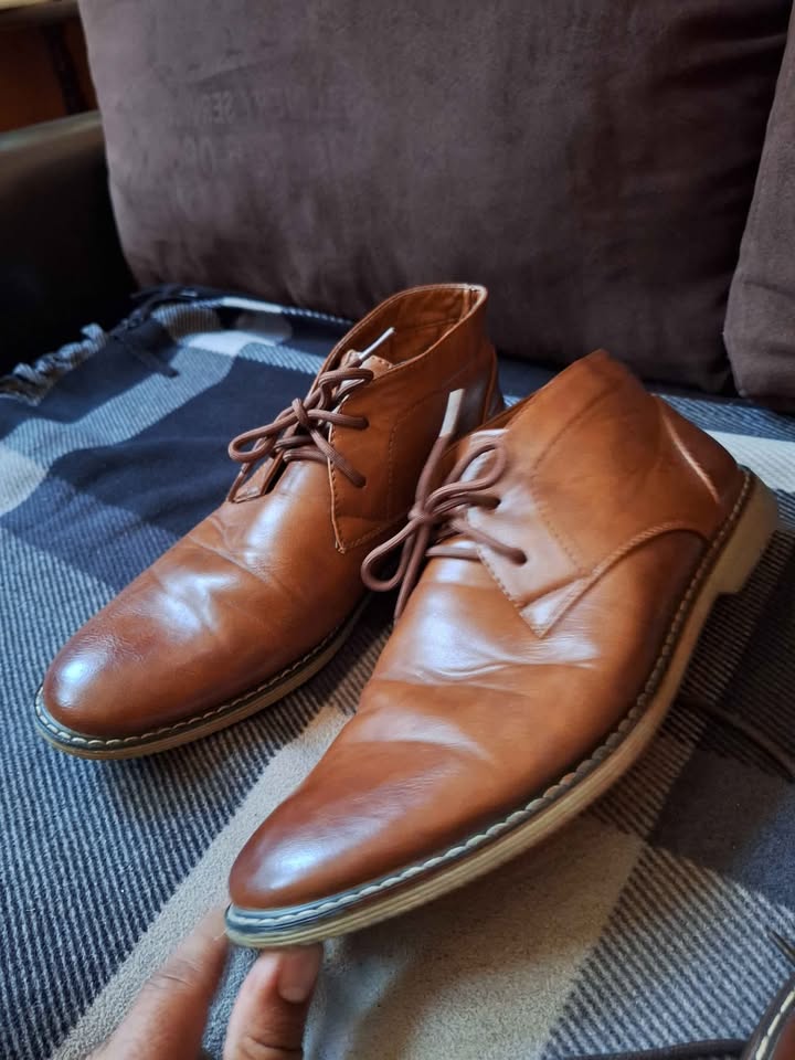 Vendo zapatos para hombre size 10 y 9.5 - photo 3