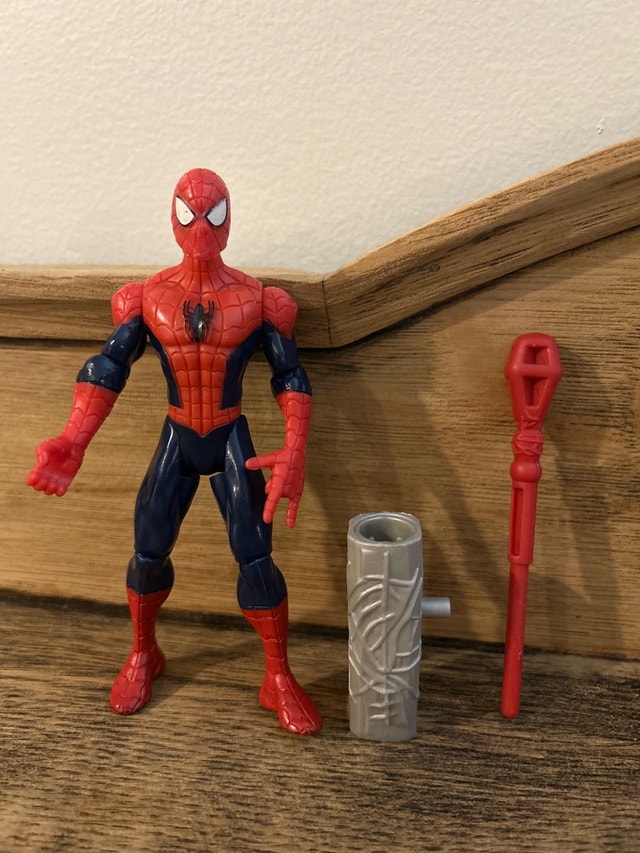 Spider-Man with Cannon Figure - photo 2