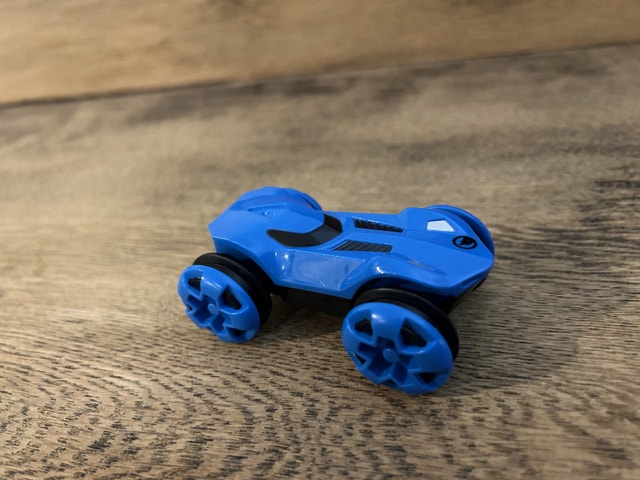 Hot Wheels Splash Rides Car