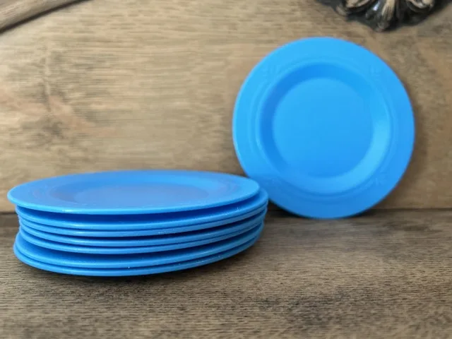 Vintage FISHER PRICE Pretend Kitchen Food Blue Plates 4.5" 1998
