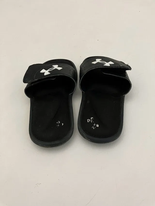 Boys Under Armour Sandles size 13