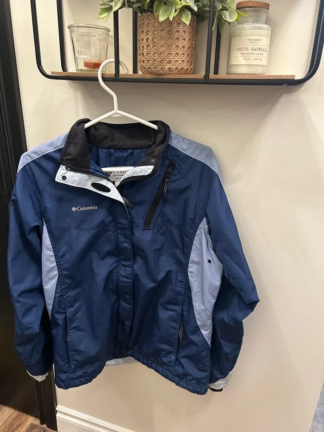 Women’s Columbia spring fall wind breaker jacket size medium