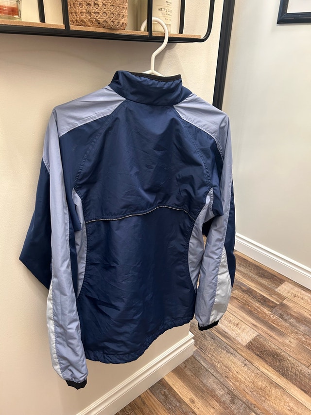 Women’s Columbia spring fall wind breaker jacket size medium - photo 2