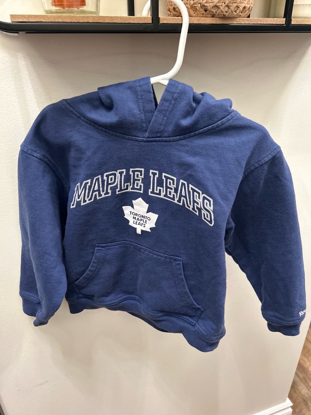 Toronto maple leafs kids hoodie size 4