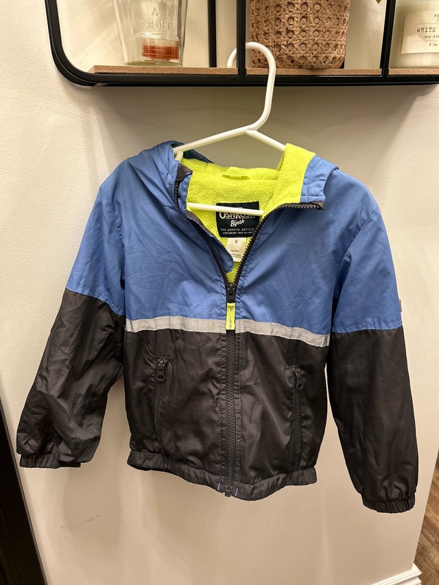 Boys Oshkosh spring fall jacket size 6