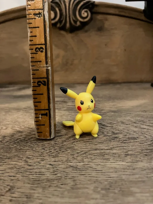 Pokémon Pikachu Action Figure