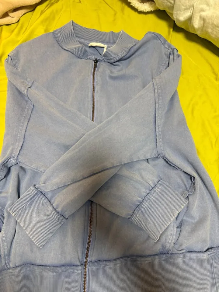Urban Outfitters Blue Oversized Zip-up image indicator(3)
