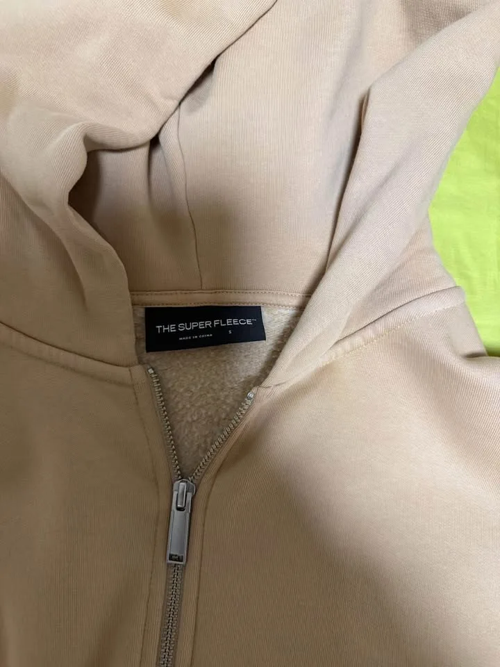 Aritzia SuperFleece Zipup Hoodie image indicator(2)