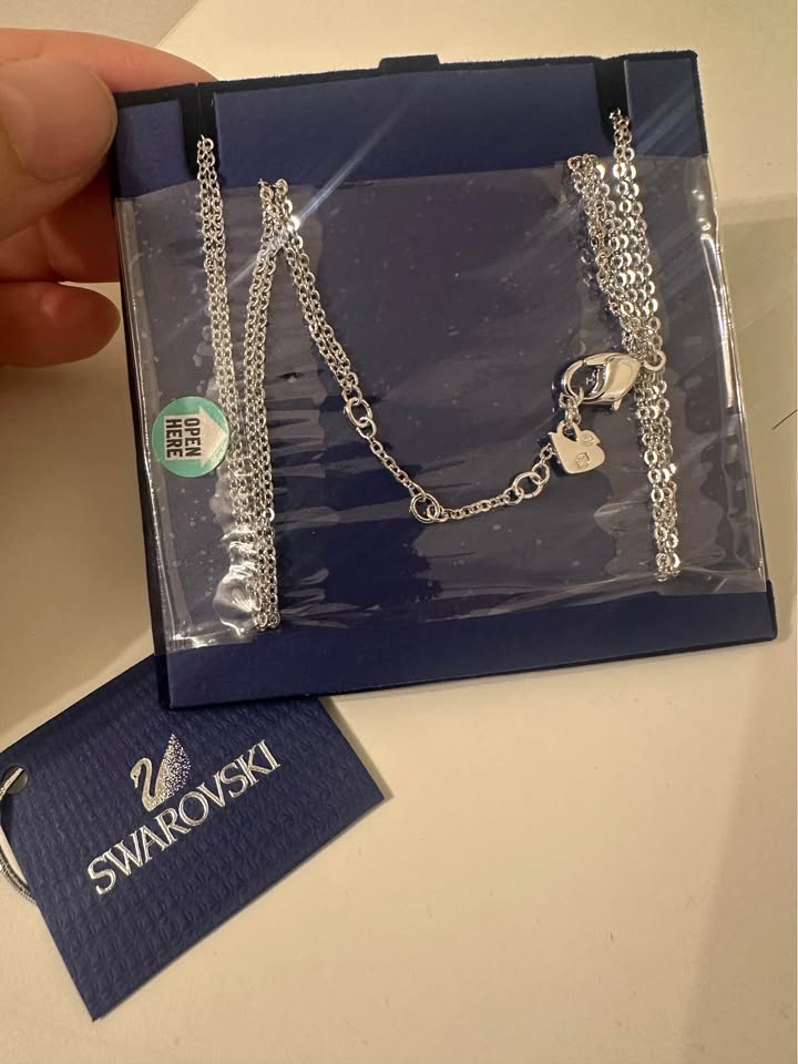 Brand new Swarovski necklace - photo 3