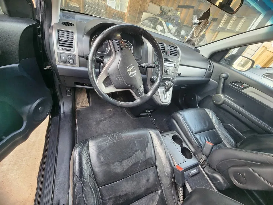 2010 Honda CR-V image indicator(9)