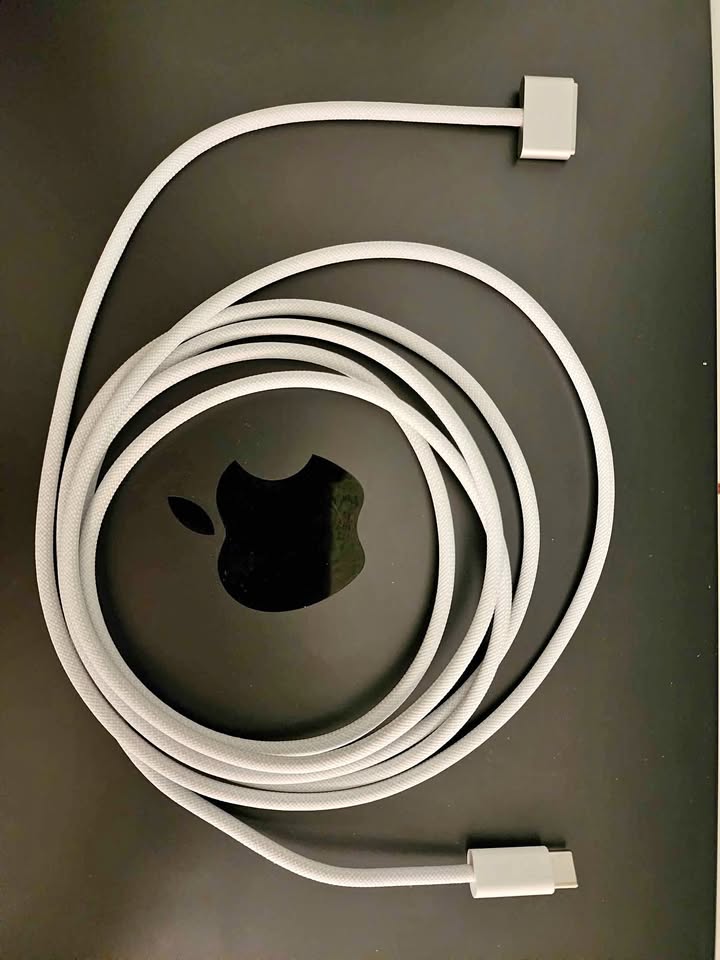 Apple Magsafe cable brand new