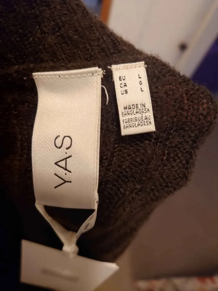 Y.A.S Women's Long Knit Brown Cardigan (Large Size) image indicator(3)