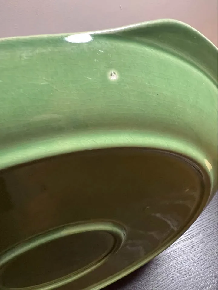 Universal Potteries Ballerina Jade Green Medium Chop Plate image indicator(6)