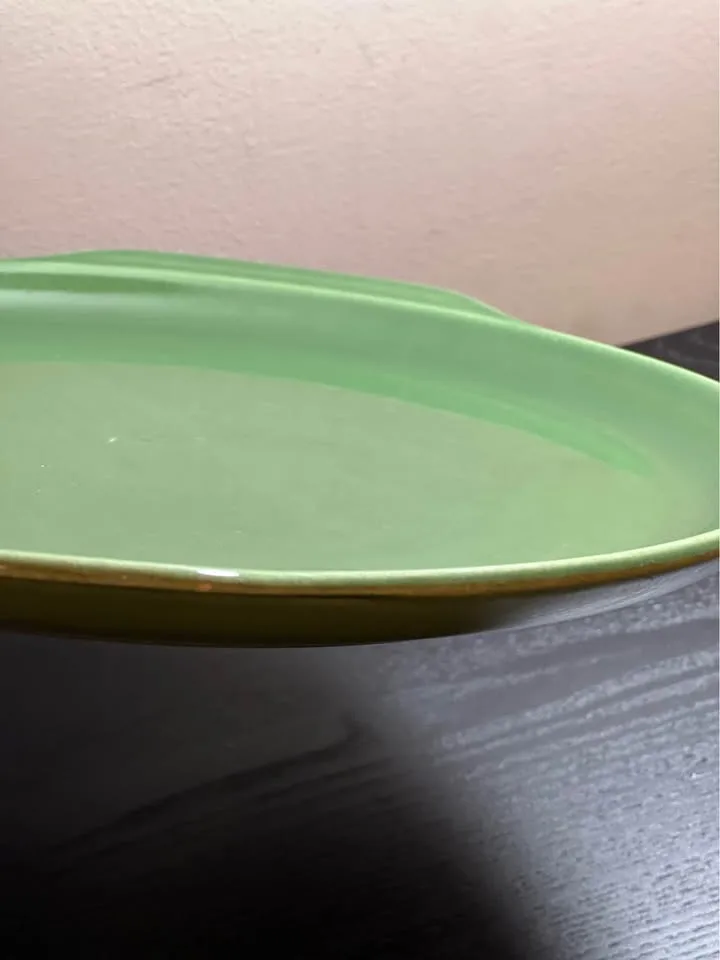 Universal Potteries Ballerina Jade Green Medium Chop Plate image indicator(7)