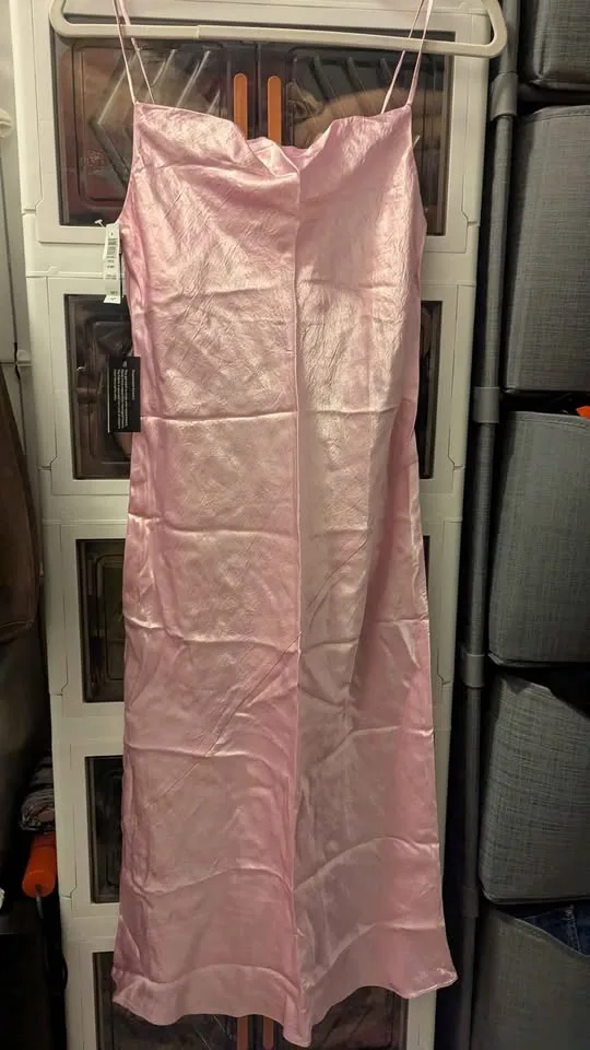 Aritzia Babaton De Niro dress New w/ tags at 1/3rd price! image indicator(4)