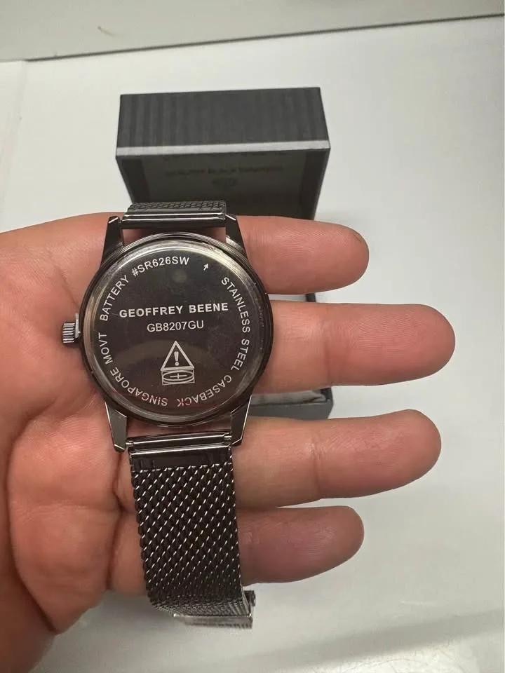 NIB Mens Geoffrey Beene Silver Watch - GB820 image indicator(3)