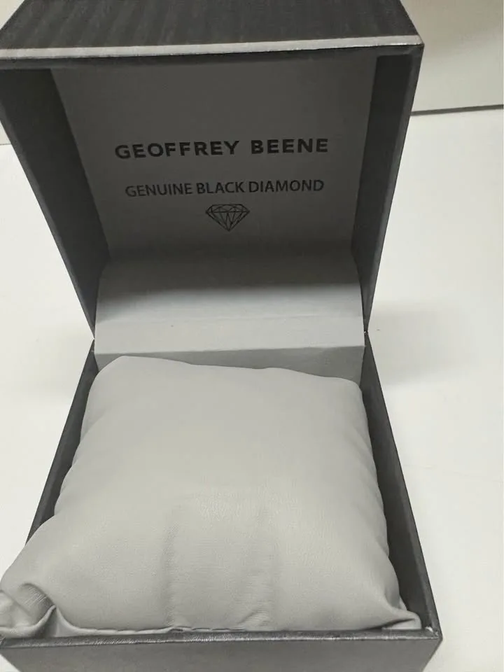 NIB Mens Geoffrey Beene Silver Watch - GB820 image indicator(8)