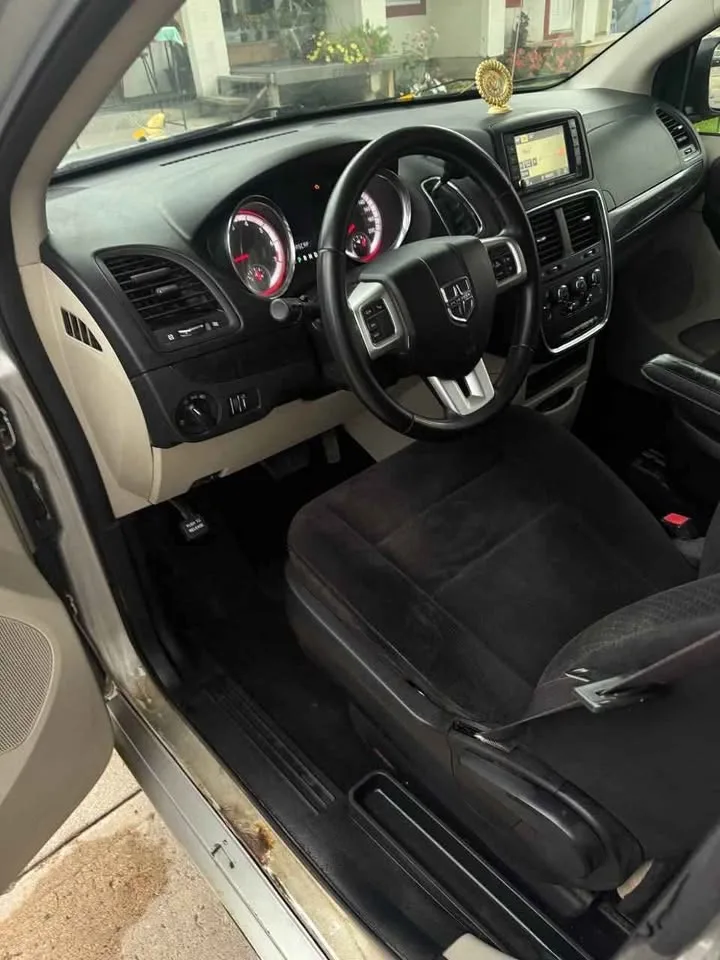 Car Cleaning/Detailing image indicator(5)