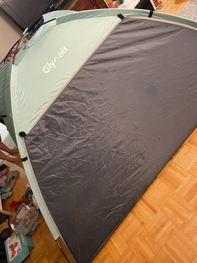 Glymnis 2-3 Person Beach Tent (Read Descriptions) - photo 2