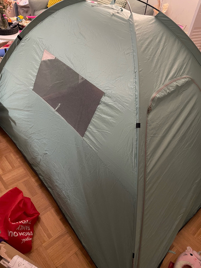 Glymnis 2-3 Person Beach Tent (Read Descriptions) - photo 3